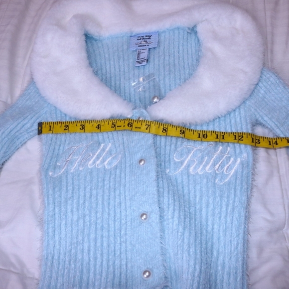 Forever 21 Sanrio Hello Kitty and Friends Faux Fur Sweater Cardigan Small Blue - Picture 4 of 6